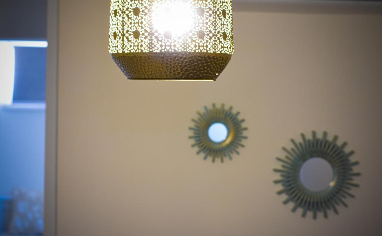 Sunshine Suite Boutique Only 5 Min Walk To The Beach - By Seaelo Eilat Exterior photo