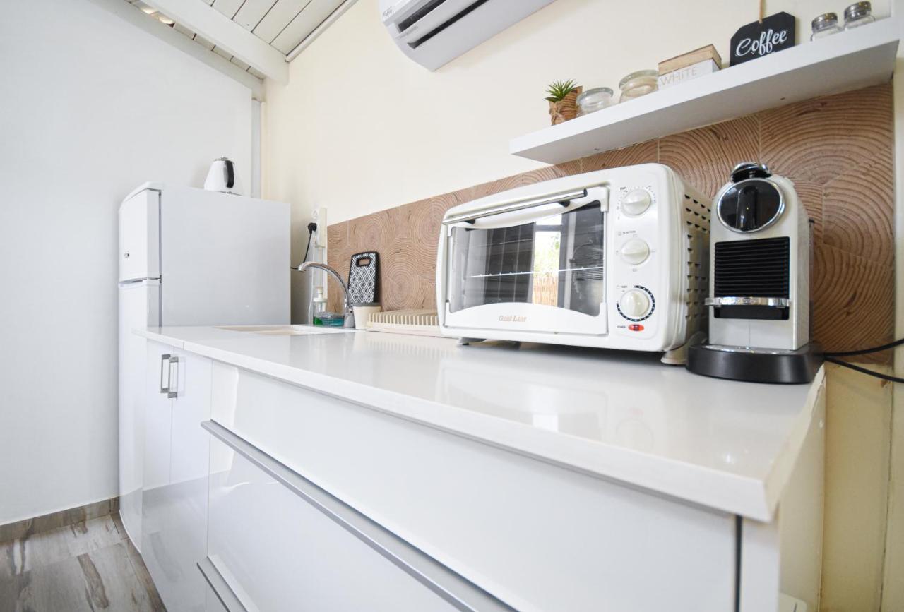 Sunshine Suite Boutique Only 5 Min Walk To The Beach - By Seaelo Eilat Exterior photo
